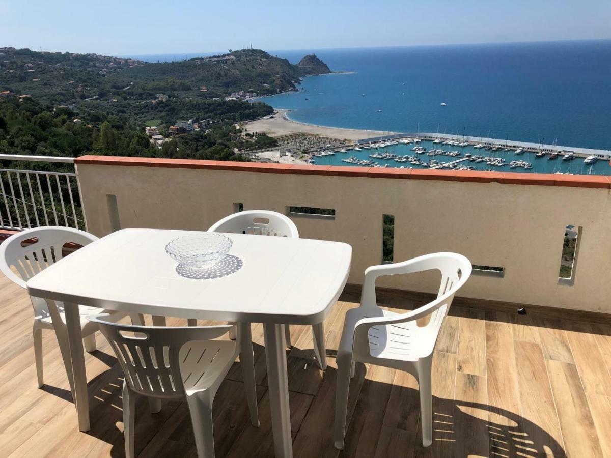 Appartamento Vista Mare Capo dʼOrlando Zewnętrze zdjęcie